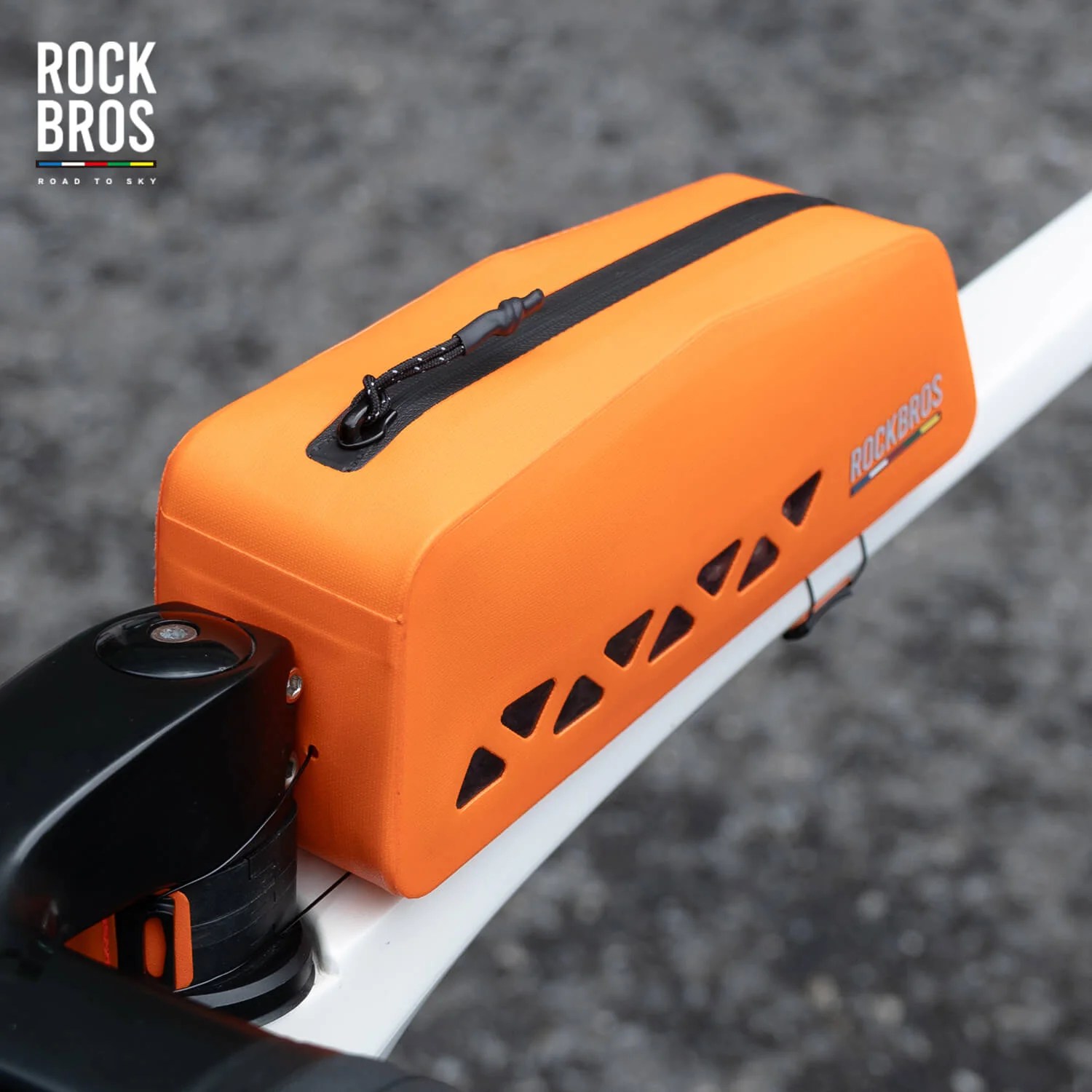 Road-to-Sky Bike Frame Bag 100% Waterproof 1L - AS-142 - Image 6