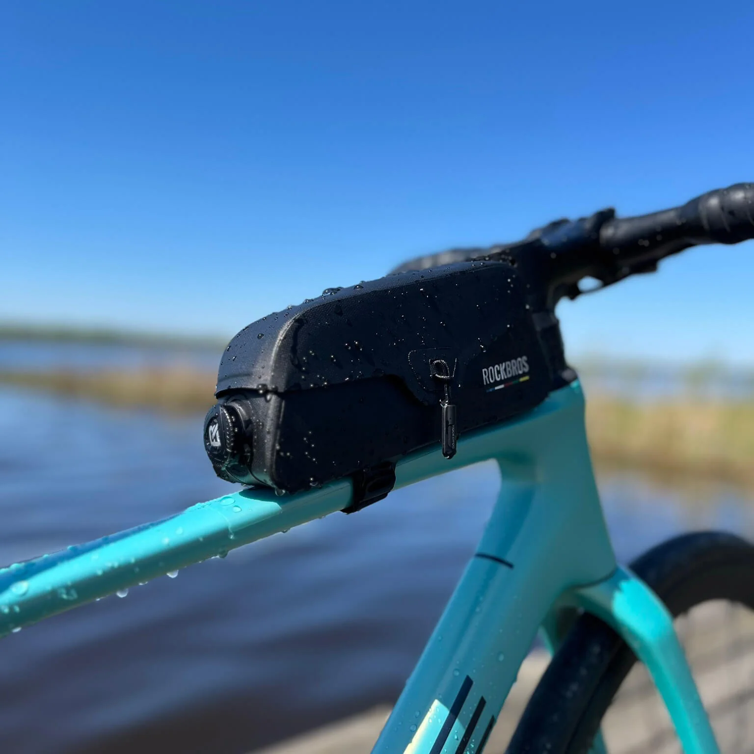 Frame Bag Magnetic Top Tube Bag 100% Waterproof 0.6L-0.9L - Image 9